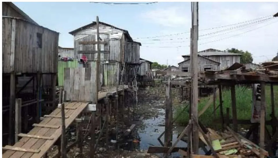 Figure 10: Houses made of stilts in Correnteza neighborhood
