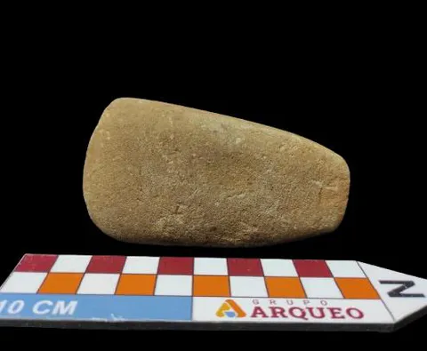 Comprimento:8,5cm. Espessura:2,0cm. Peso: 0,159kg.