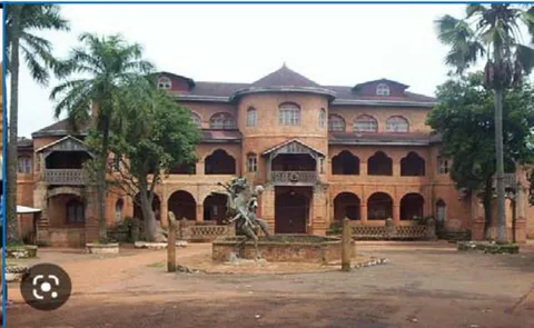 Fig. 3a: The Bamoum Royal Palace of German Design
